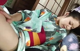XXX एडीए एक खड़े डिक पर सेक्सी पिक्चर वीडियो सेक्सी पिक्चर बैठ गया और सेक्स का आनंद लिया