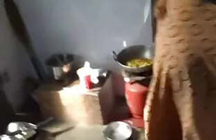 XXX काले लड़की में चश्मा उत्साहपूर्वक मैस्टर्बेटिंग कम्पन रेखा की सेक्सी पिक्चर या उत्तेजना यन्त्र