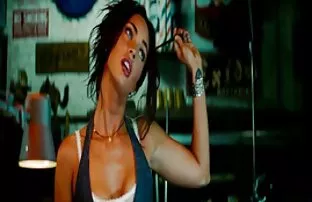 XXX बिना संयम के सेक्सी पिक्चर फिल्म इंग्लिश मोज़ा में अदरक धूम्रपान इसके आकर्षण का पता चलता है