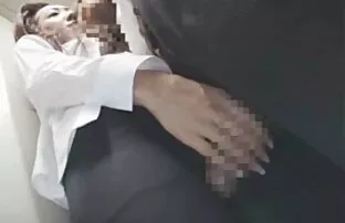XXX दूल्हे के वीडियो सेक्सी पिक्चर फिल्म अंधेरे चमड़ी दोस्तों उसकी सेक्सी दुल्हन के एक सर्कल में चलो